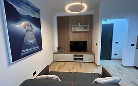City South Apartments Timisoara cu stație iHunt EV